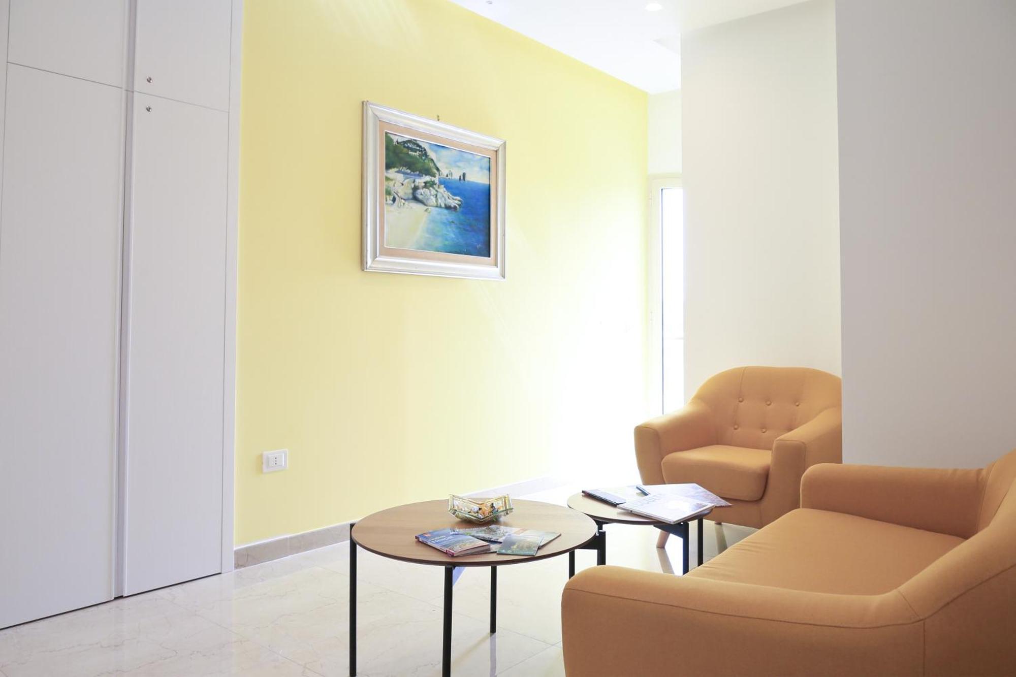 Villa Del Gaudio Rooms & Apartments Castellammare di Stabia Exterior photo